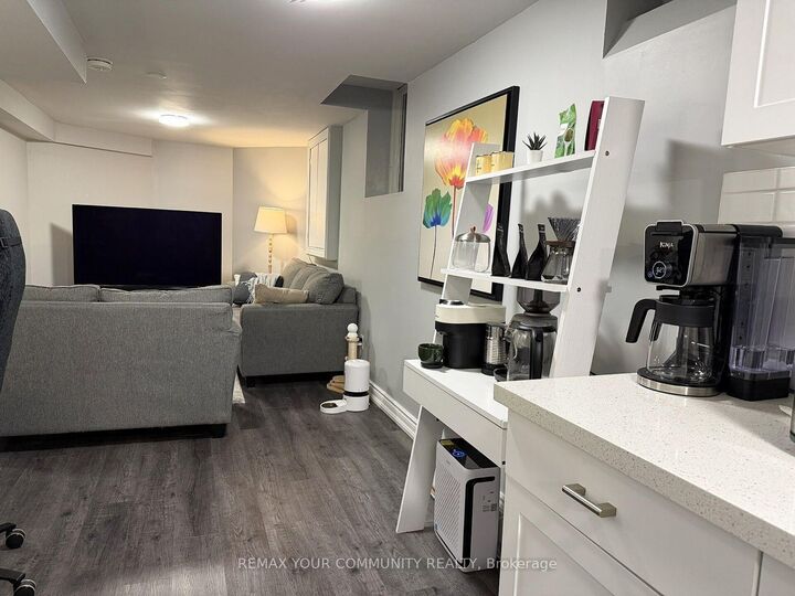 Property Photo:  5368 Champlain Trail E  ON L5R 2Y4 