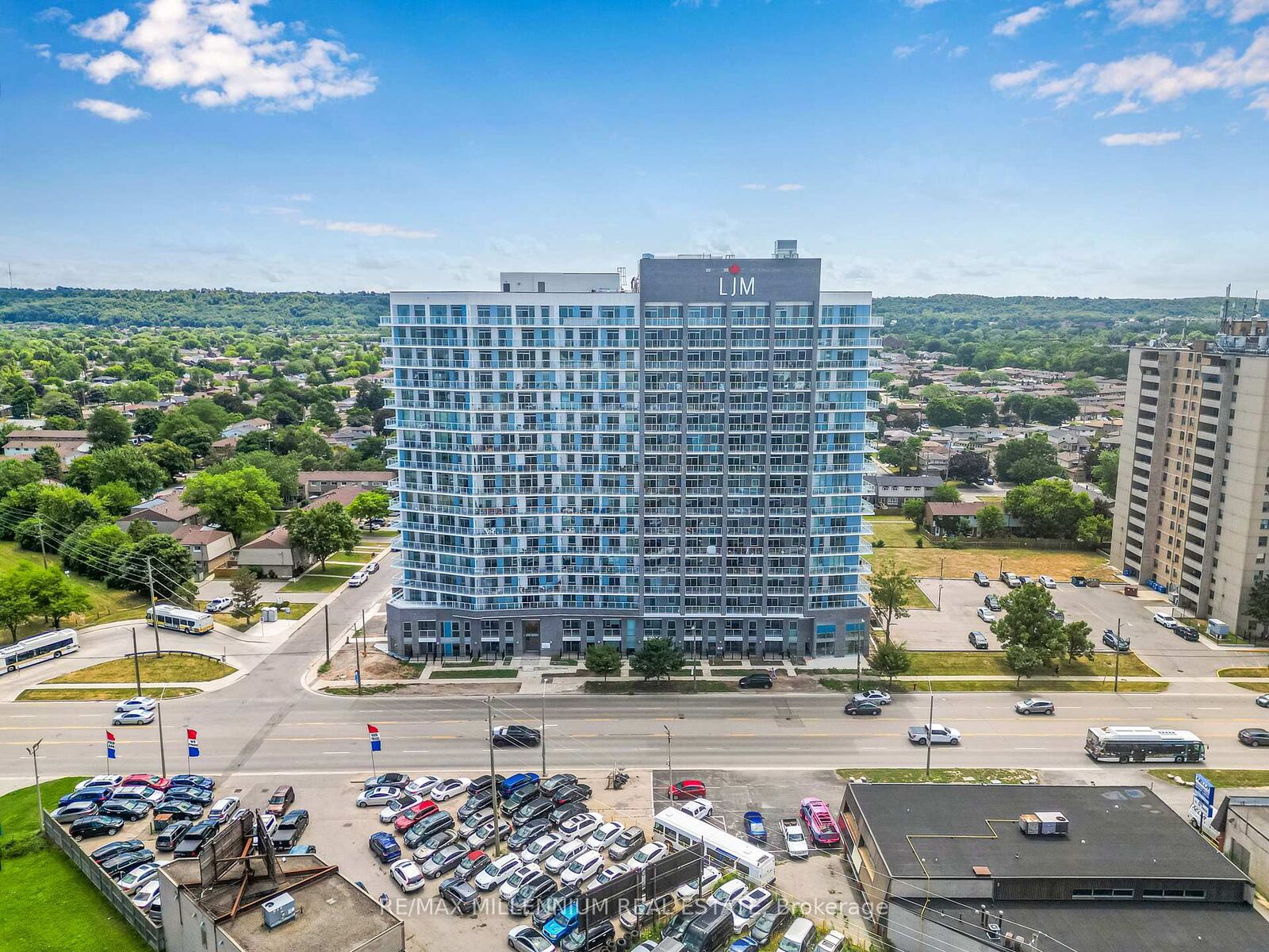 Property Photo: 2782 Barton Street E 208 ON L8E 2J8