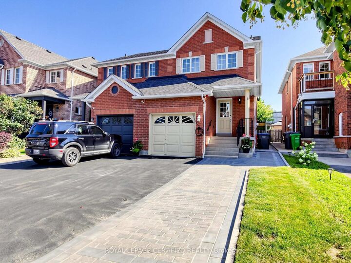 Property Photo: 102 Grapevine Road ON L7E 2M6