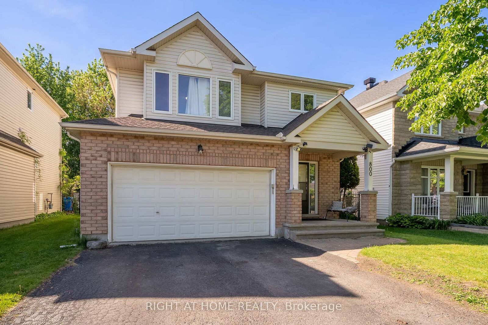 Property Photo:  800 Long Point Circle  ON K1T 4H6 