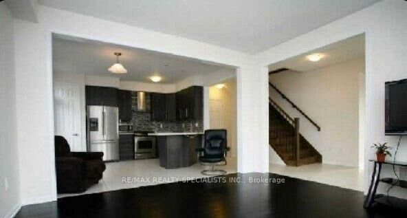 Property Photo:  34 Killick Road Main &Amp Upper  ON L7A 0Y7 