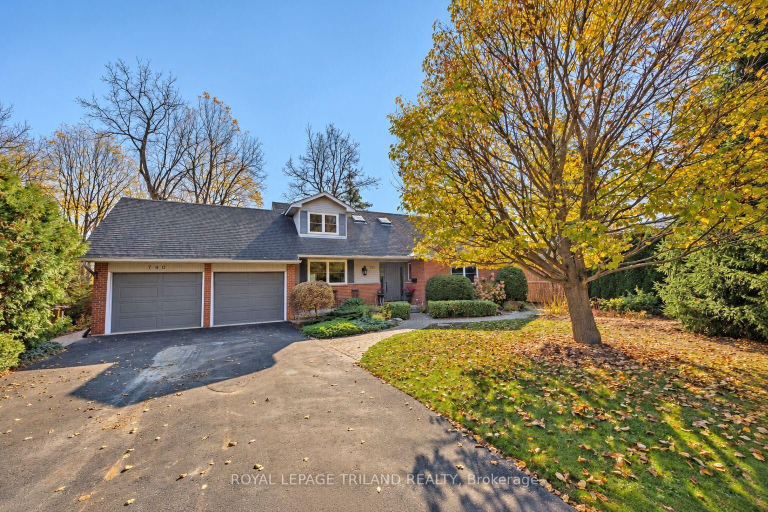 Property Photo:  790 Riverside Drive  ON N6H 2S4 