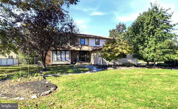 Property Photo:  1660 Blue Jay Lane  NJ 08003 