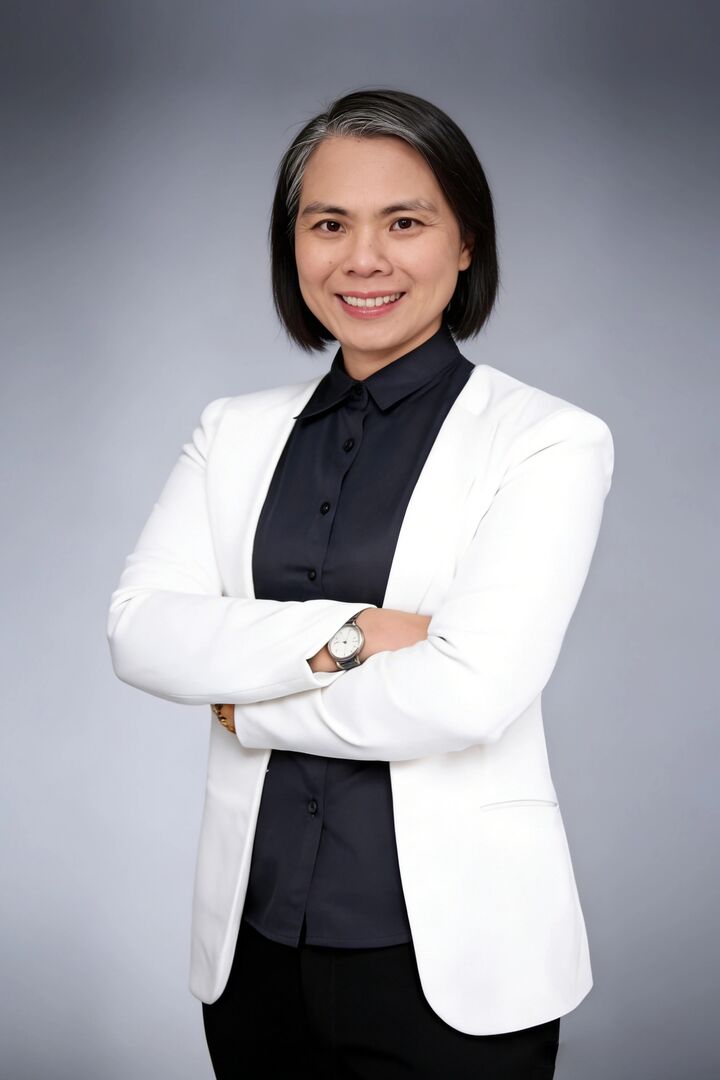 Chi Wah Tillberg, NYS LICENSED REAL ESTATE SALESPERSON - #10401392255 in Ithaca, Warren Real Estate