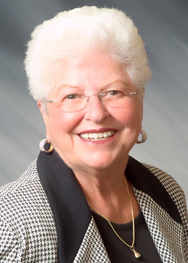 Ruth Wright, Real Estate Salesperson in Corona, Masters