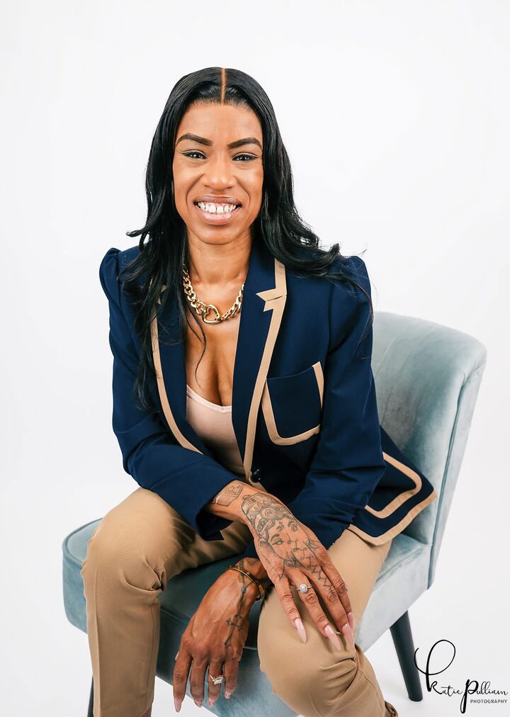 Tasheka Gosha, Real Estate Salesperson in Beloit, Affiliated