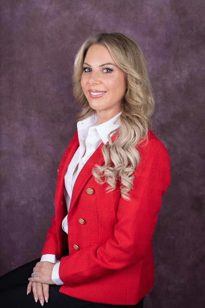 Missy Senosk, Real Estate Salesperson in Mendon, Custom Home Realty