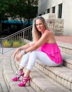 Gerri Milligan, Real Estate Salesperson in Katy, Western Realty