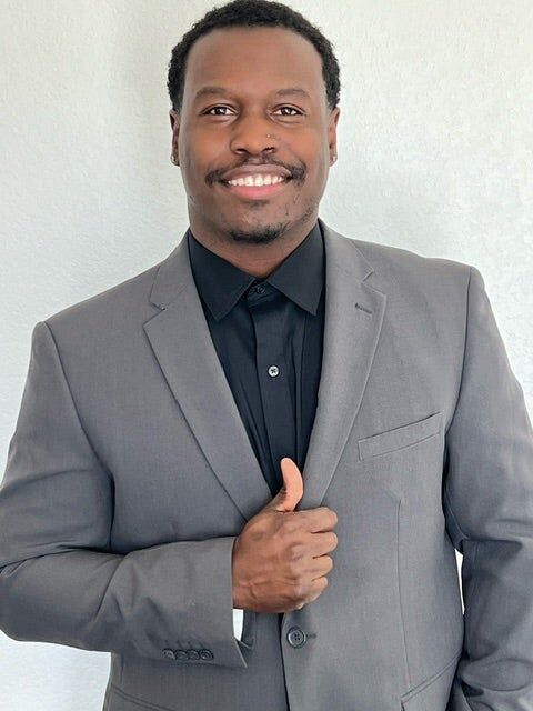 Tavon Mcquarters, Real Estate Salesperson in Victorville, LEADERS