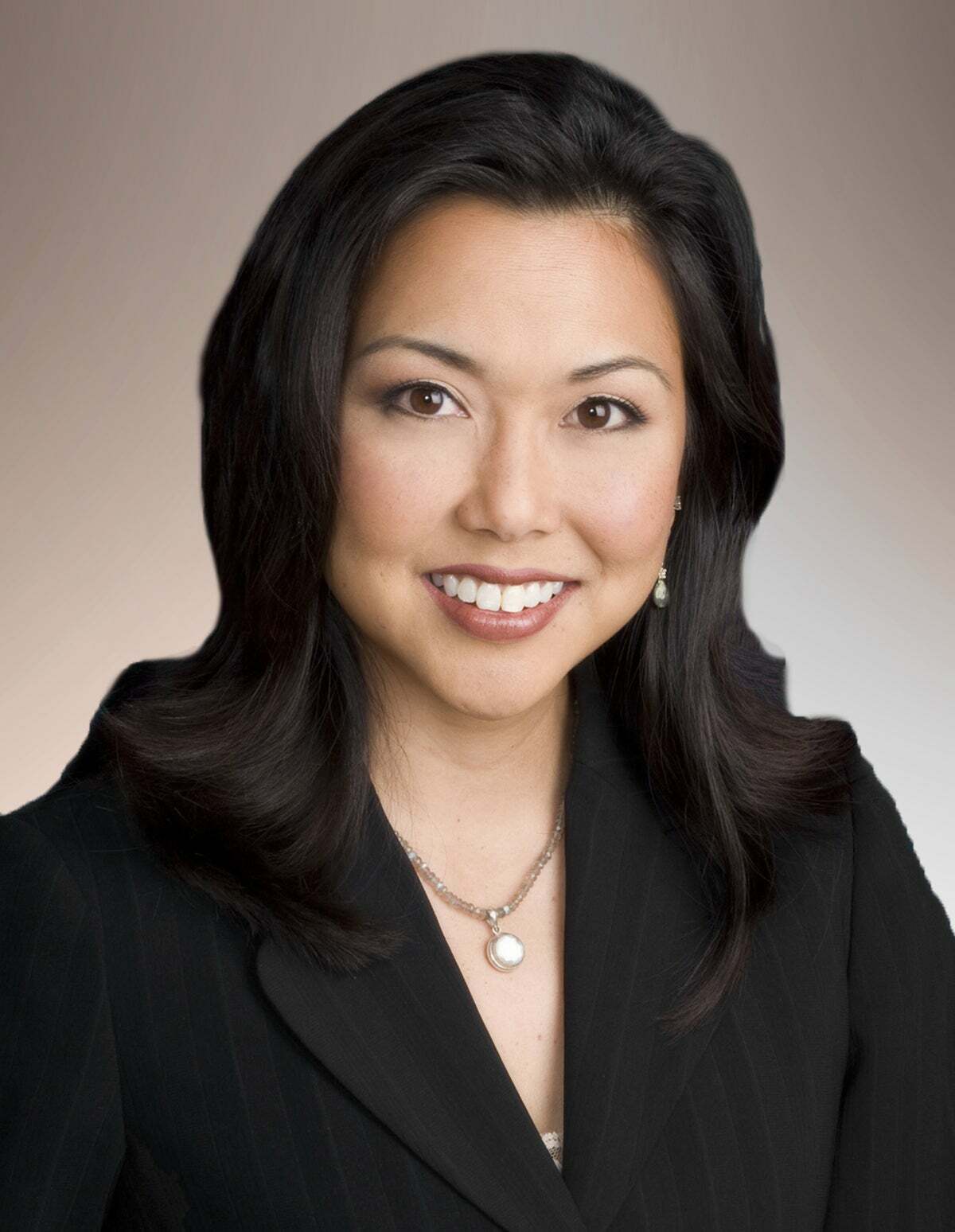 Michelle Nouchi Ogata, REALTOR® in Honolulu, Advantage Realty