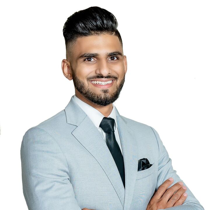 Ali Cheema,  in Innisfil, Coldwell Banker The Real Estate Centre, Brokerage