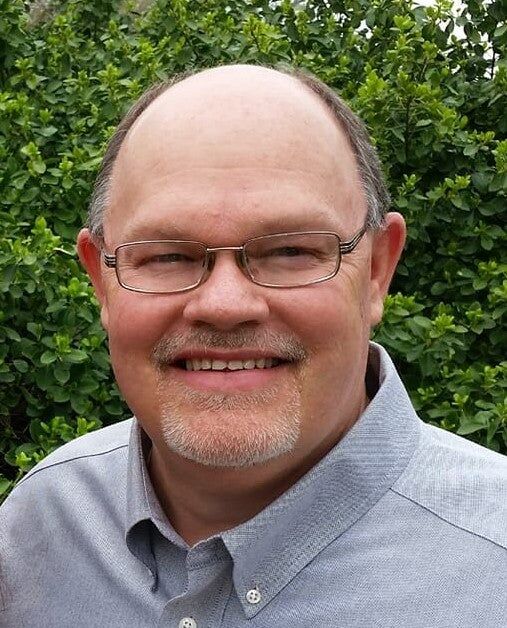 Daniel Martin,  in Van Alstyne, Crew