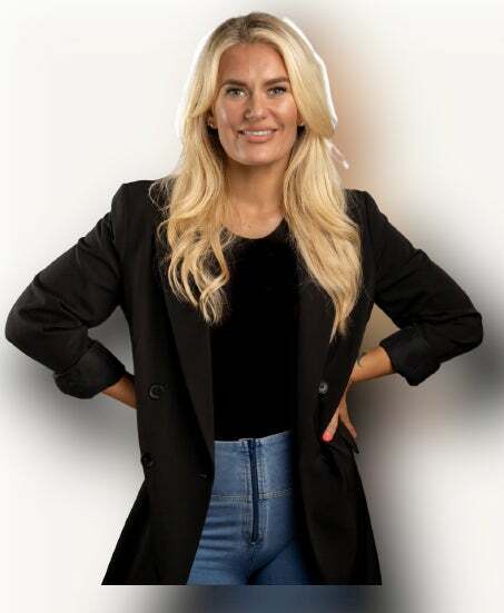 Chantelle Helbert, Real Estate Salesperson in La Mesa, West