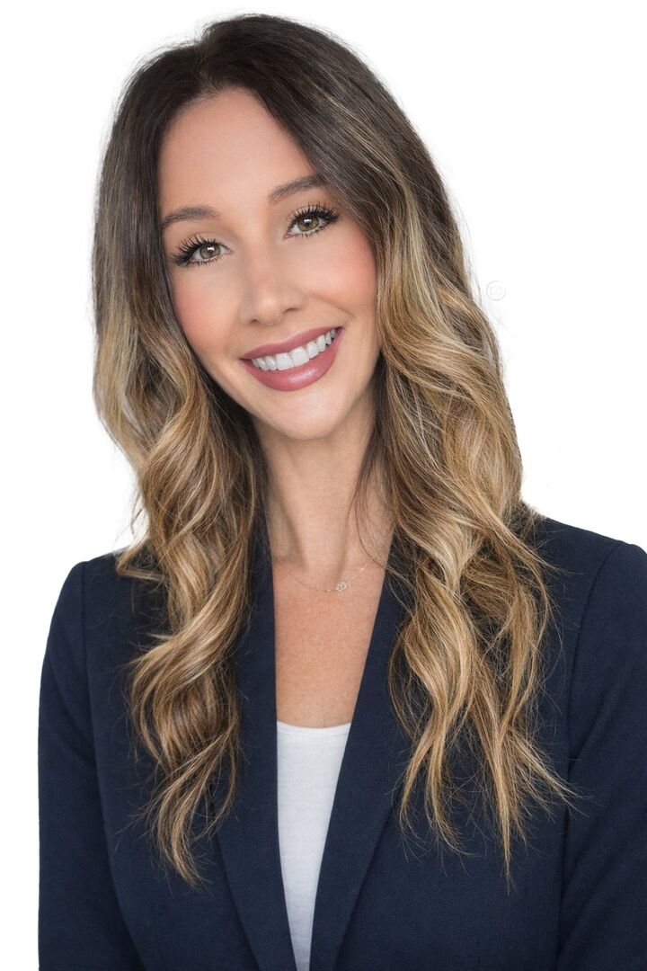 Brittney Blocker, Real Estate Salesperson in Evansville, ERA First Advantage Realty, Inc.