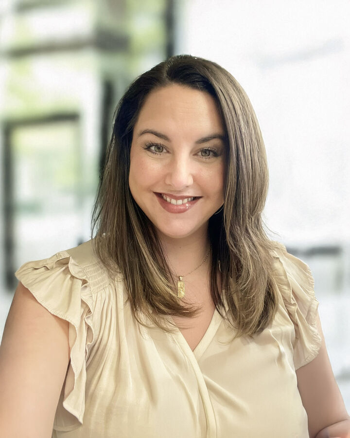 Trina Chutich, Executive Administrator in Bellevue, Windermere