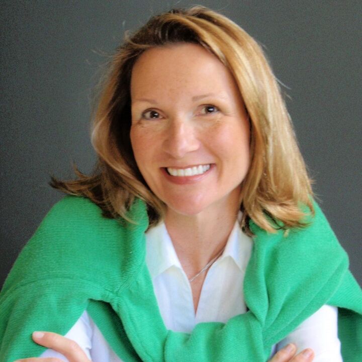 Kristine Dozeman, Real Estate Salesperson in Grand Rapids, Schmidt Realtors
