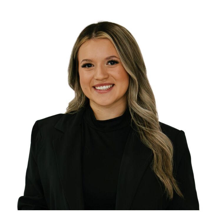 Chloe Romero,  in Sulphur Springs, First Group