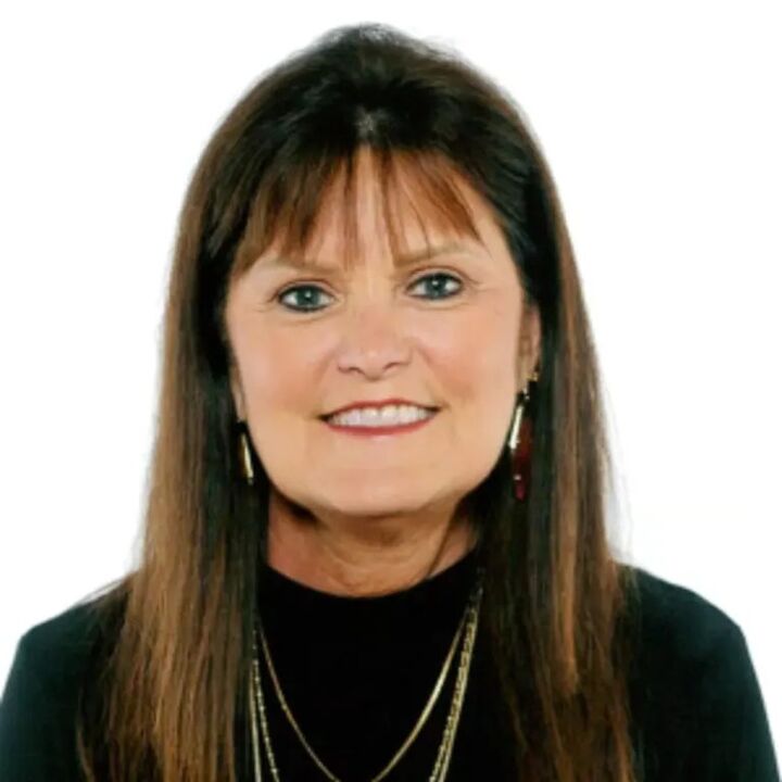 Judy Graves, Broker Associate in College Station, Moxie Texas Real Estate