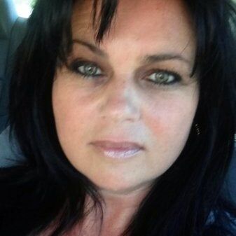 Johanna Holzer, Real Estate Salesperson in Simi Valley, Town Center