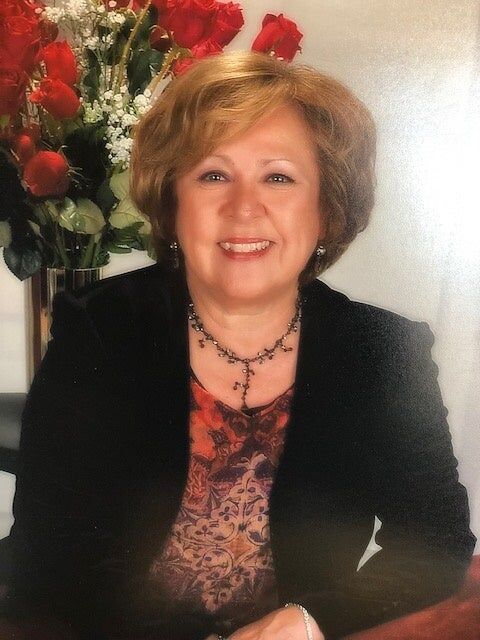Gloria Garcia, Real Estate Salesperson in Aptos, Masters