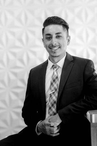 Eric Mendoza, Real Estate Salesperson in Visalia, Bloom Group