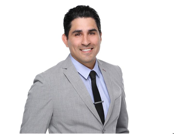 Alejandro Soto, Real Estate Salesperson in Chula Vista, Clarity