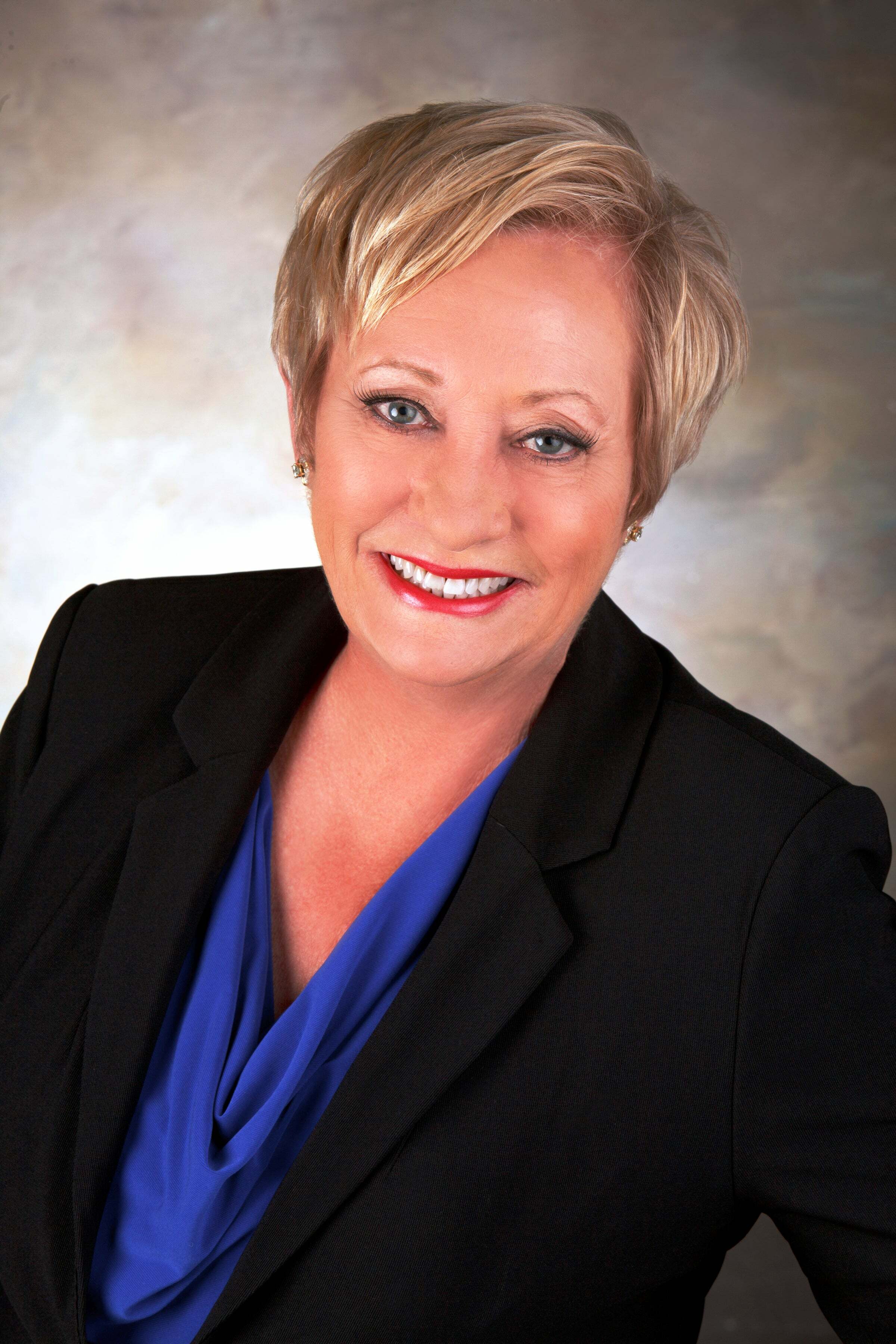 Mollie Powell, Real Estate Salesperson in Cape Coral, ERA Real Solutions Realty