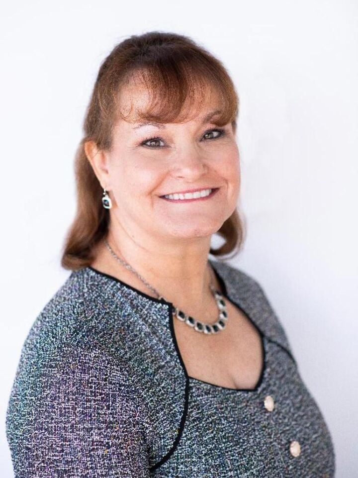 Tamara Zaman, Real Estate Salesperson in Hesperia, Home Source