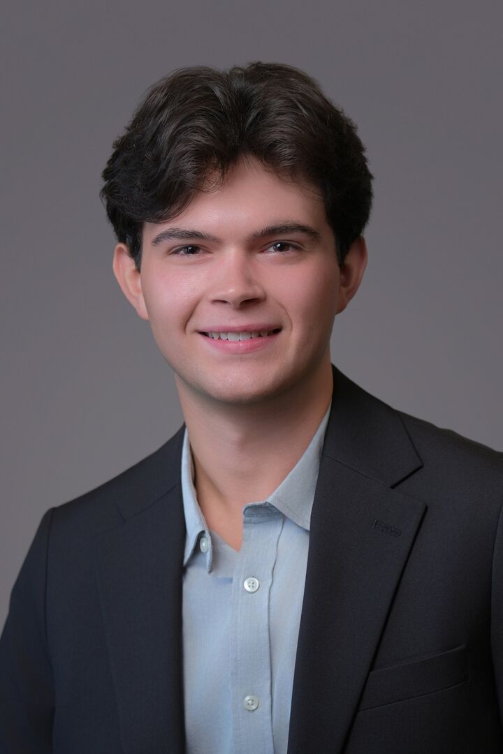 Gavin Delaney, Real Estate Broker in Carmel, Scheetz