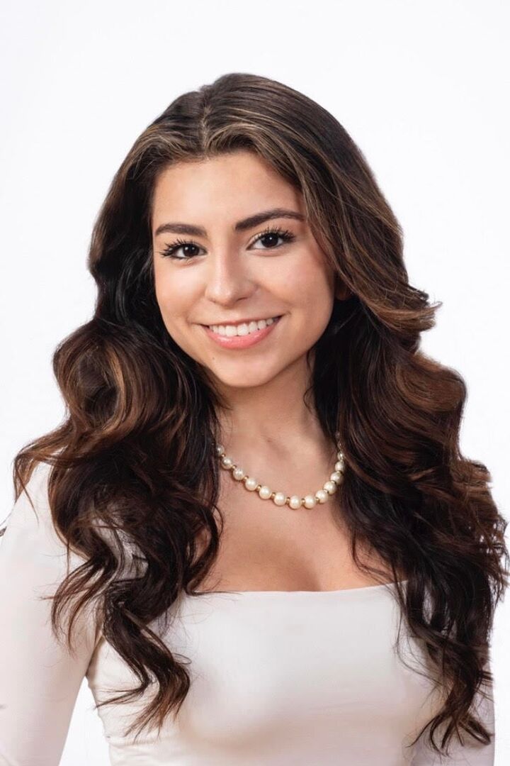 Gabriella Buezo, Real Estate Salesperson in Allentown, Hearthside