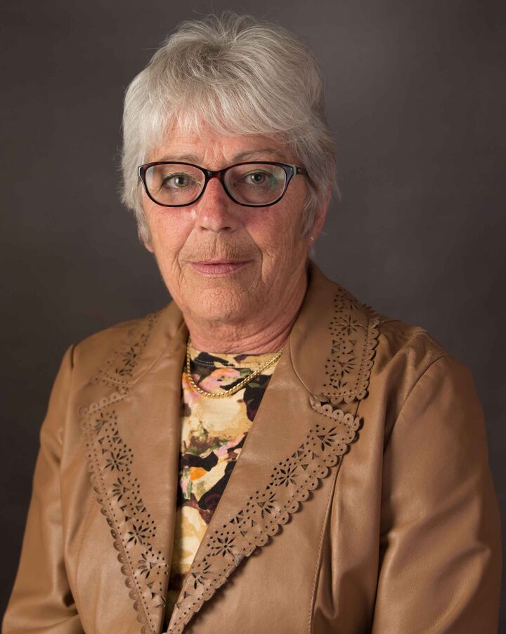 Paula Wolfe, Real Estate Broker in Schofield, Action