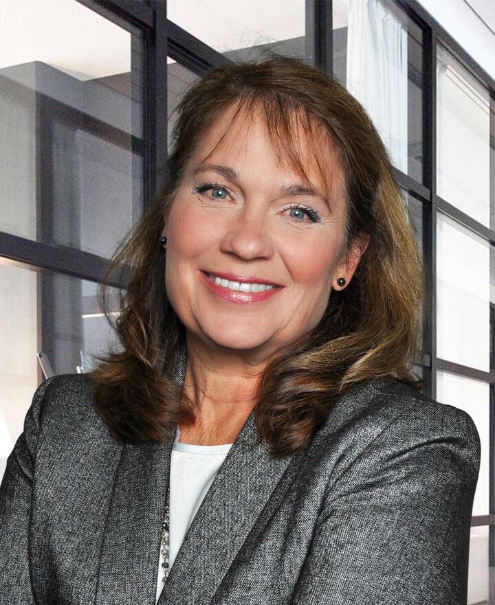 Anna-Lisa Schorn, Real Estate Broker in Olympia, Van Dorm Realty