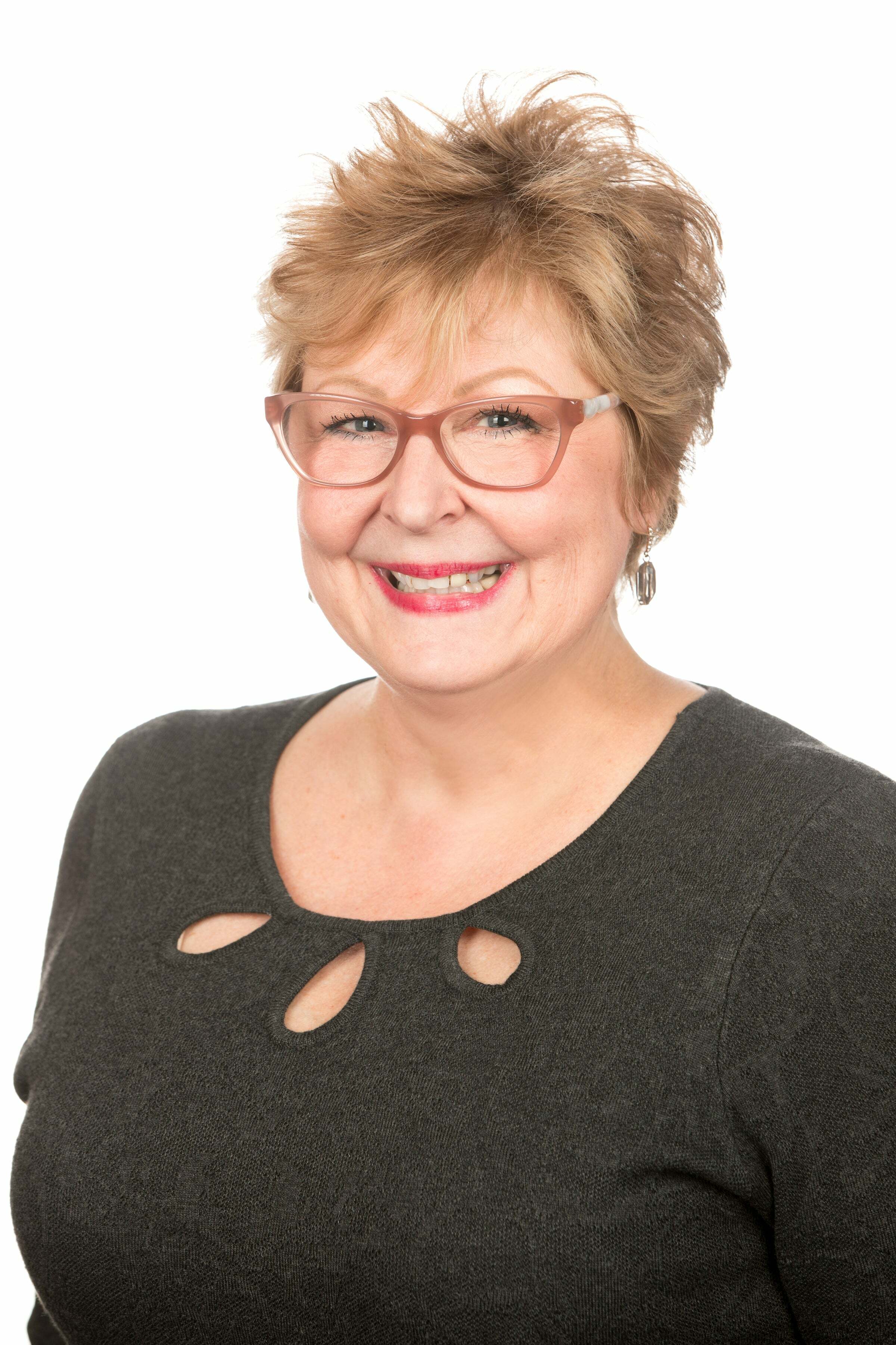 Darcy Demos, Real Estate Salesperson in Beloit, Affiliated