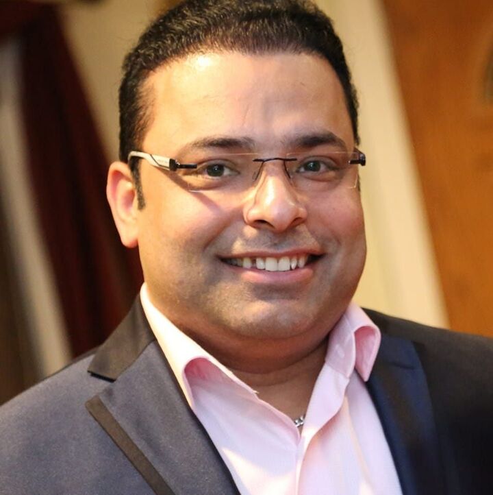 Nayant Puri,  in Woodbury, Realty Connect