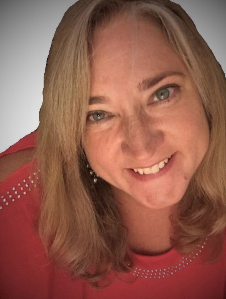 Karina Mihailovschi, Real Estate Salesperson in North Brunswick, Solid Gold Realty