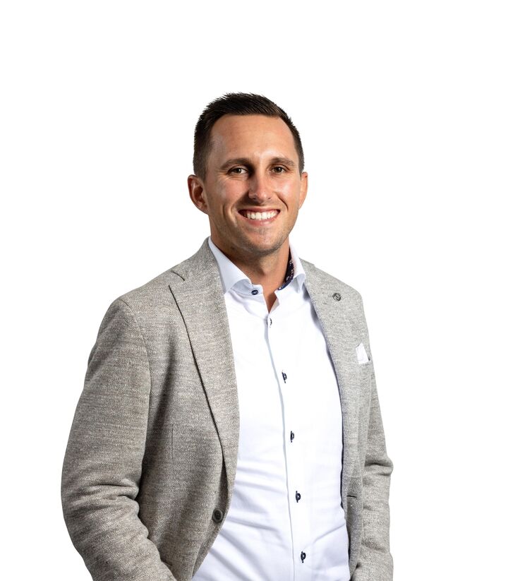 Tayler Ferguson,  in London, Coldwell Banker Power Realty, Brokerage