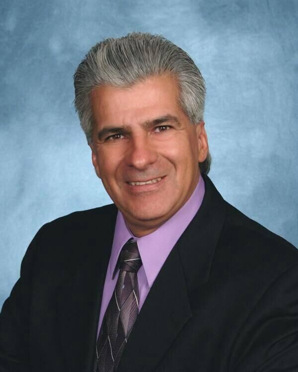 Victor Cardoso,  in New Bedford, ERA The Castelo Group