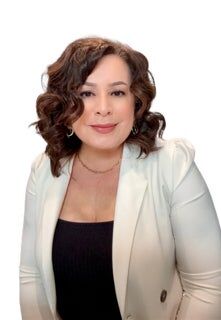 Norma Mendez, Real Estate Salesperson in Murrieta, Associated Brokers Realty