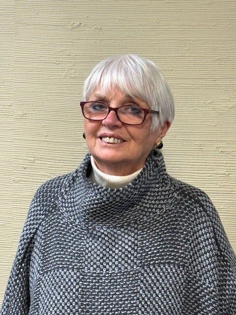 Linda Dunne, Real Estate Salesperson in Manchester, Solid Gold Realty