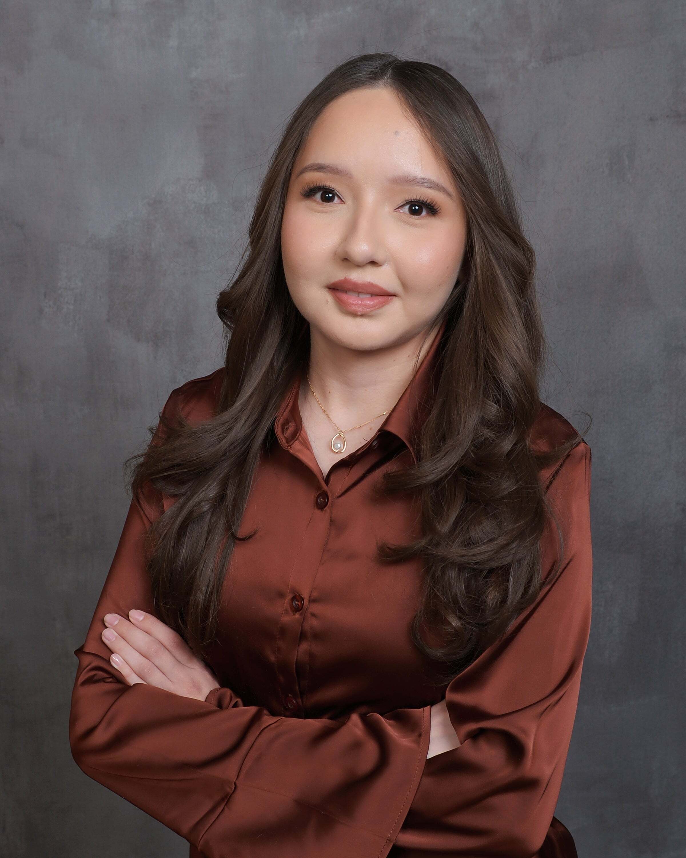 Cristina Flores, Real Estate Salesperson in Las Vegas, Americana