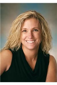 Carly DeLucia, Real Estate Salesperson in Geneva, Steve Davoli Real Estate