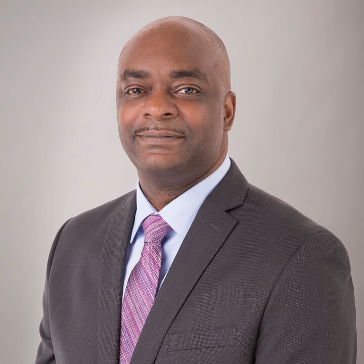 Shawne Barnes, Real Estate Broker in Fishers, Scheetz