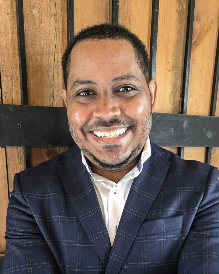 Darien Dore,  in Toronto, Coldwell Banker The Real Estate Centre, Brokerage