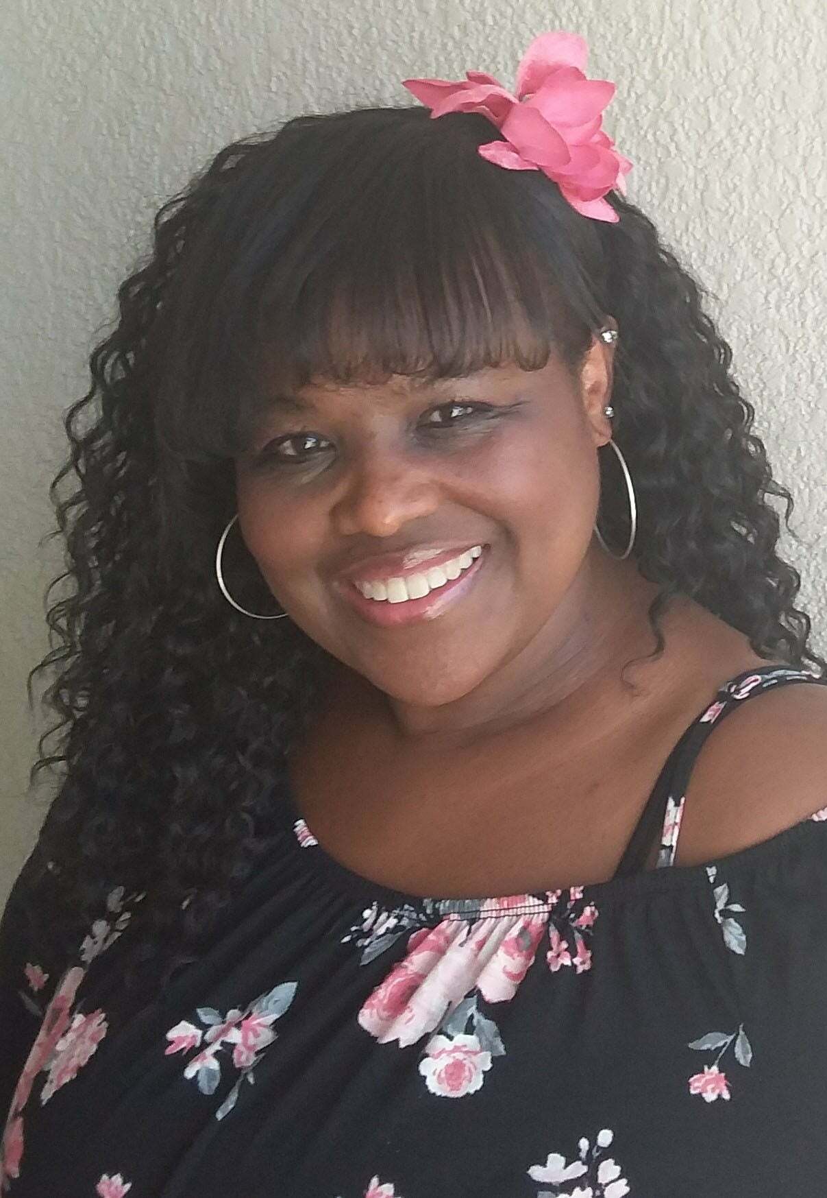 Tiffany ONeil, Real Estate Salesperson in Sarasota, Beggins Enterprises