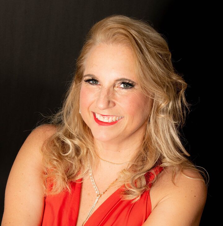 Rhonda Taylor, Real Estate Broker in Falmouth, North East