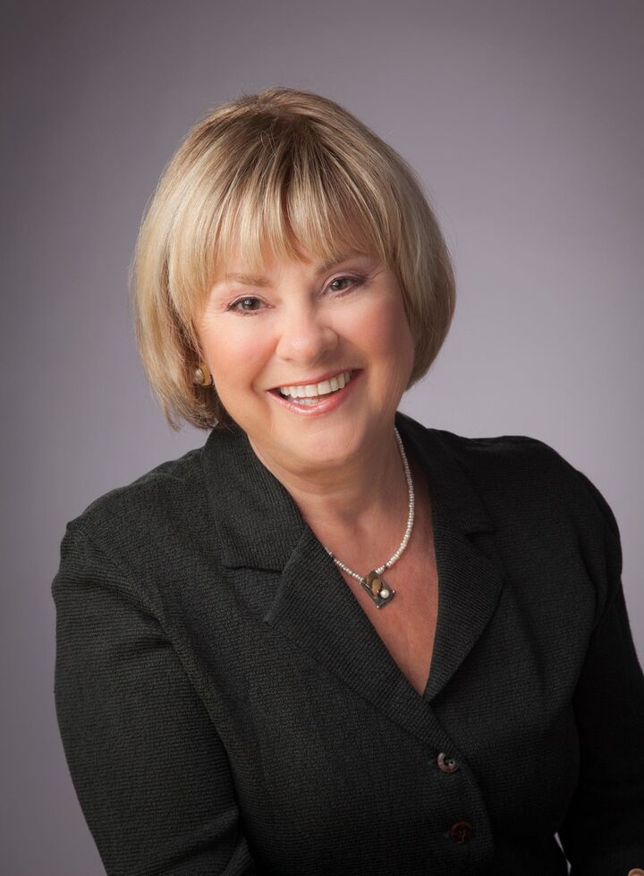 Carol Mayhew, Real Estate Salesperson in Newtown, Hearthside