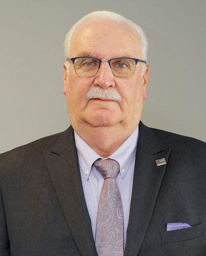 Wallace Zosche, Real Estate Salesperson in Hamburg, Christel Realty