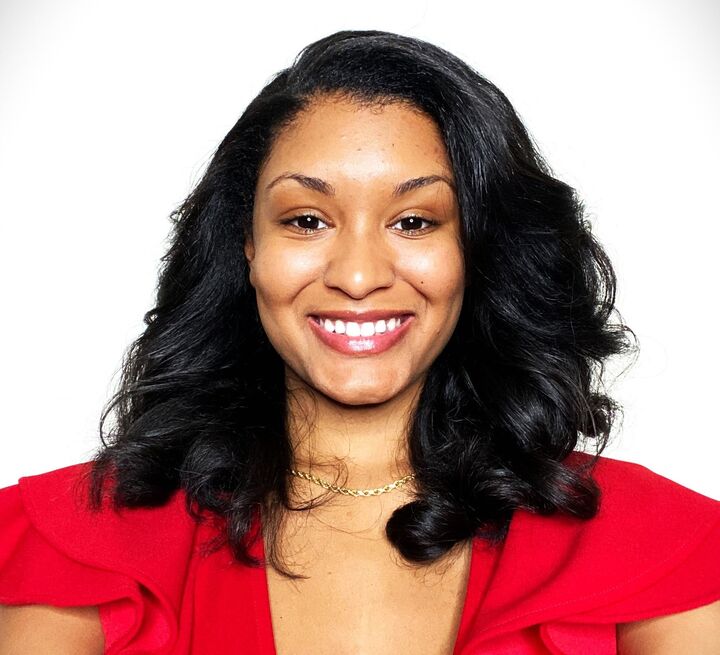 Chloe Oliver, Real Estate Salesperson in Stafford, Elite