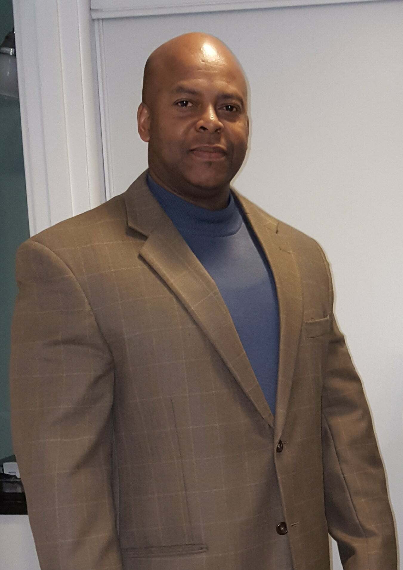 Olando Graves, Real Estate Salesperson in Oakland, Reliance Partners