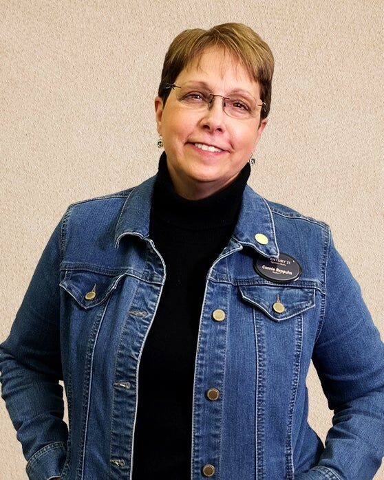 Connie Reppuhn, Real Estate Salesperson in Saginaw, Signature Realty